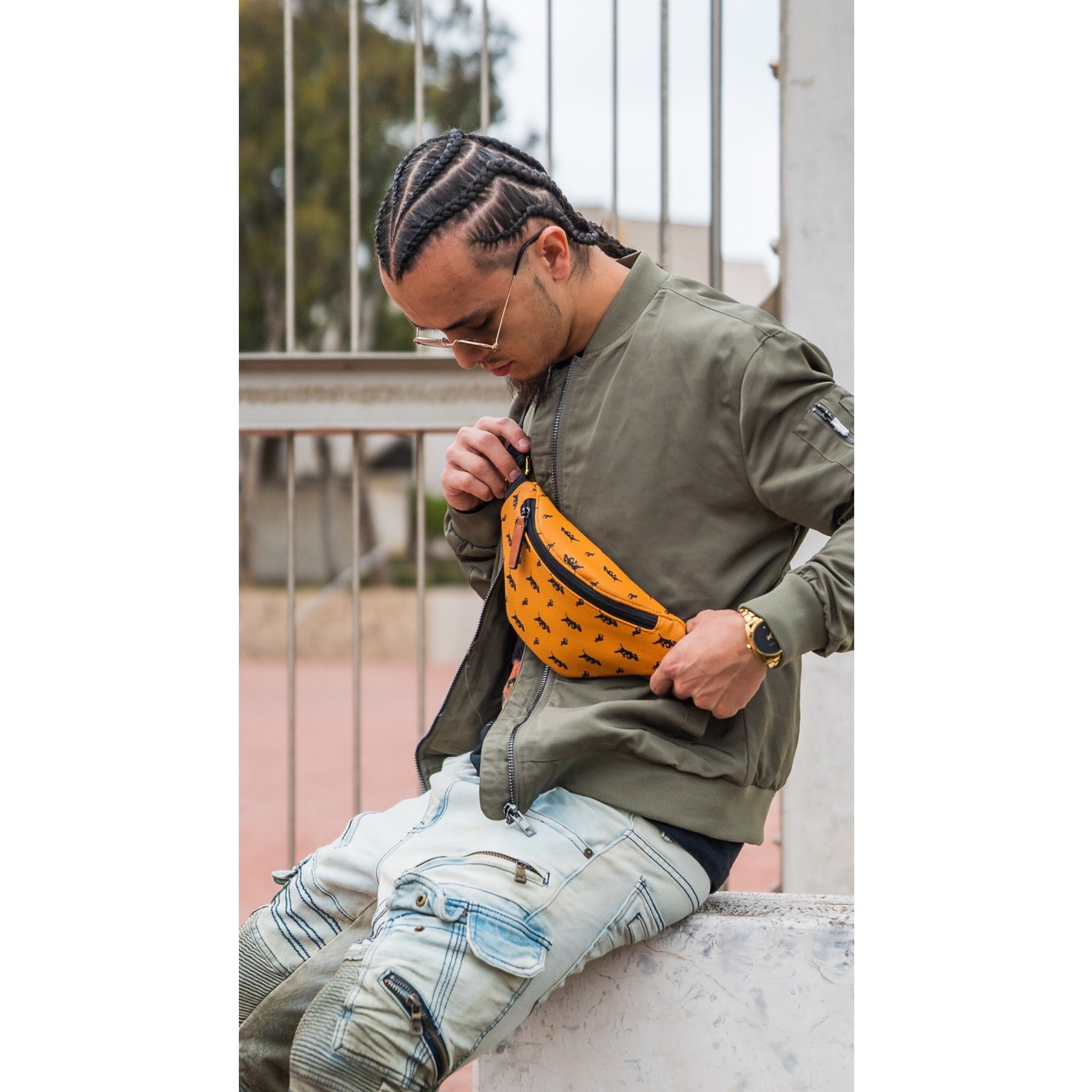 Elusive 1.0 in Tiger Orange - Smell Proof Belt Bag-Fanny Pack-Snoopproofbags