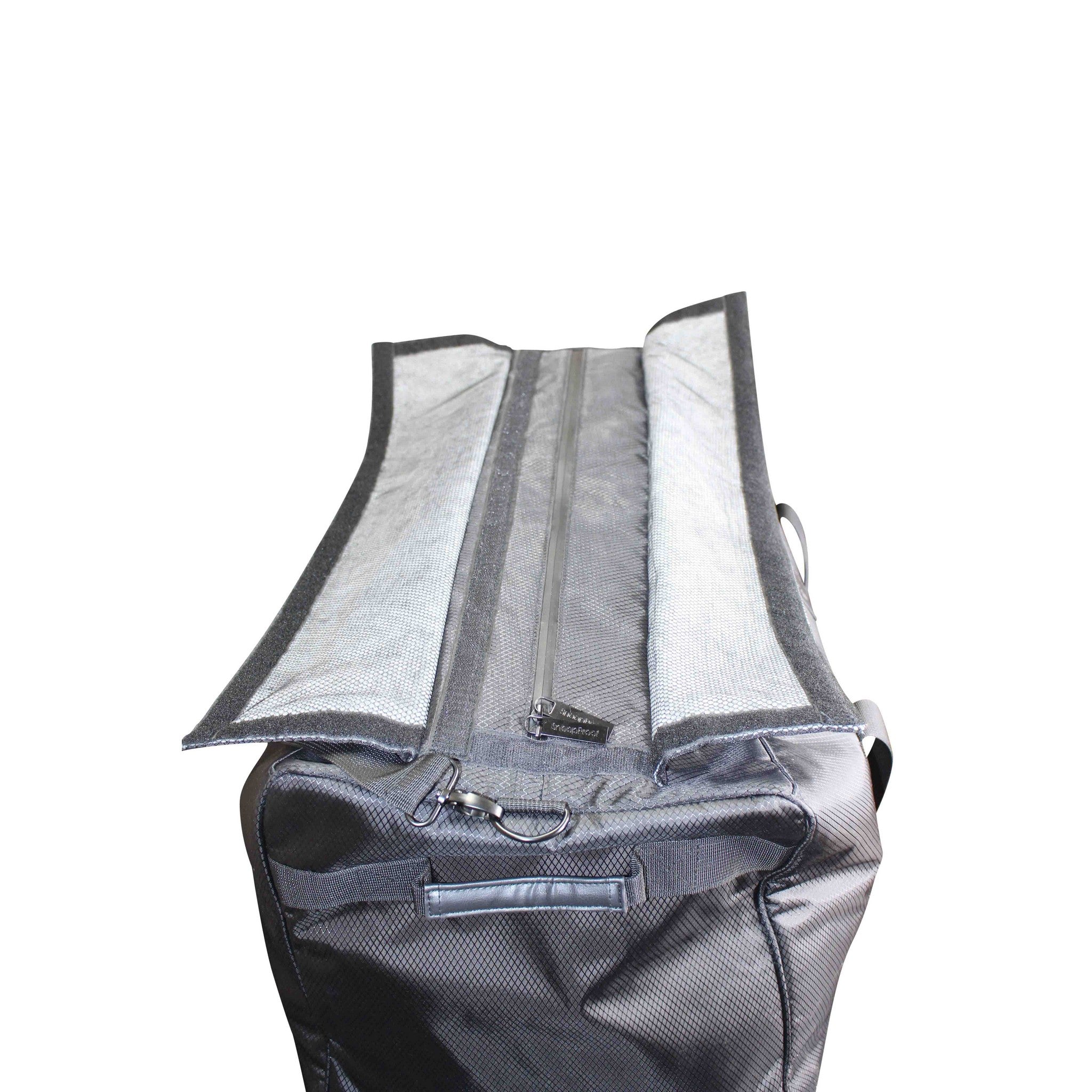 The Trap Duffle (XXL) in Black - Smell Proof Duffle Bag-Duffle Bag-Snoopproofbags